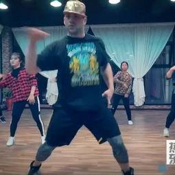 推荐成人跳的舞蹈视频,轻松学会成人舞蹈技巧