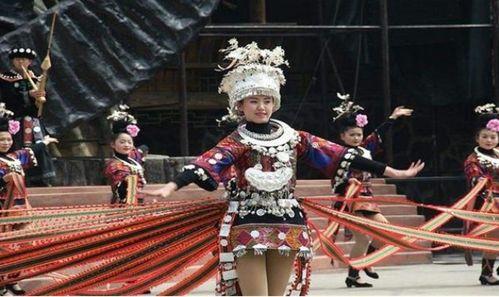 苗族成人短裙视频,探寻成人短裙背后的文化韵味