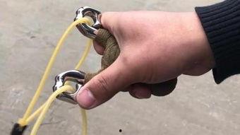 新款升级成人弹弓视频,体验极限射击的极致快感