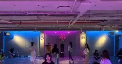 成人小合唱创意视频大全