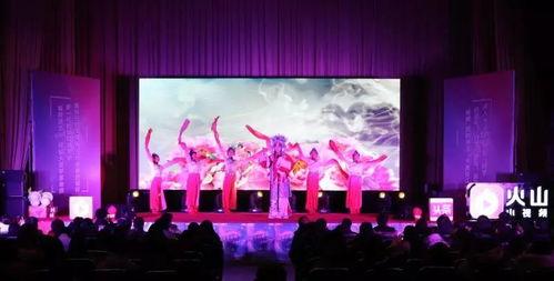 成人小合唱创意视频大全